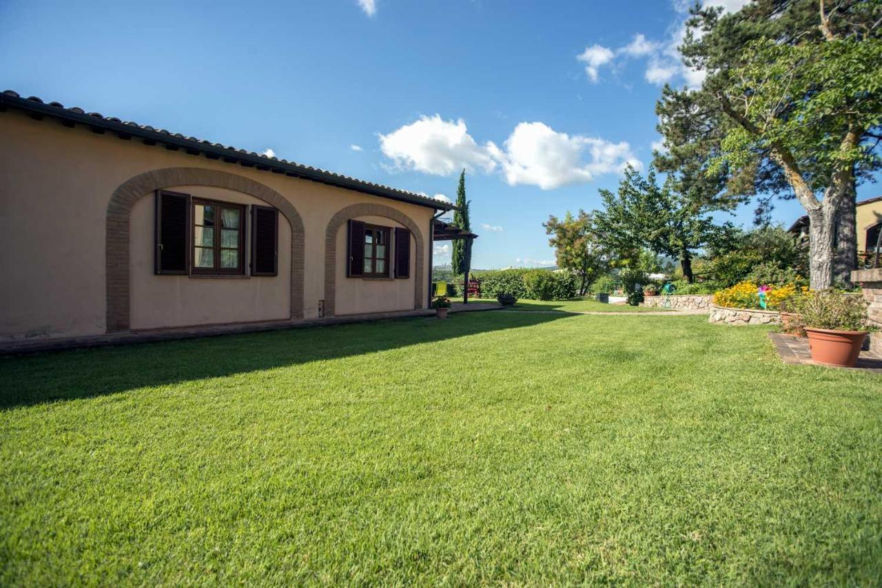 Agriturismo Il Poggetto Сан Джиминяно Екстериор снимка