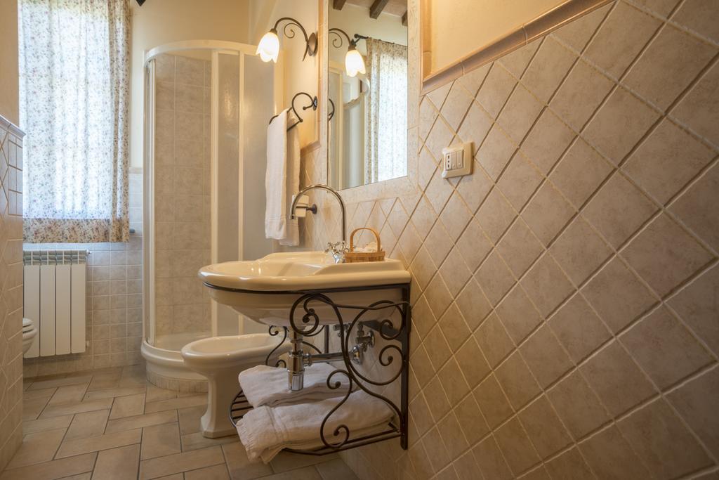 Agriturismo Il Poggetto Сан Джиминяно Екстериор снимка